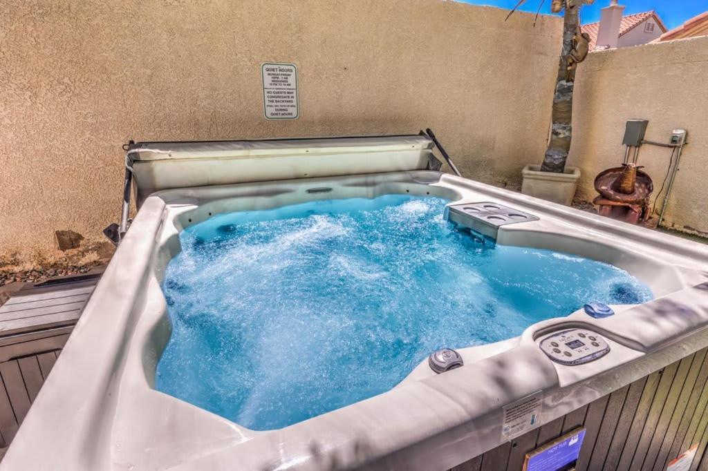 Family Fun For Everyone In Las Vegas- 4 Bedrooms, Billiards, Game Room Henderson Luaran gambar
