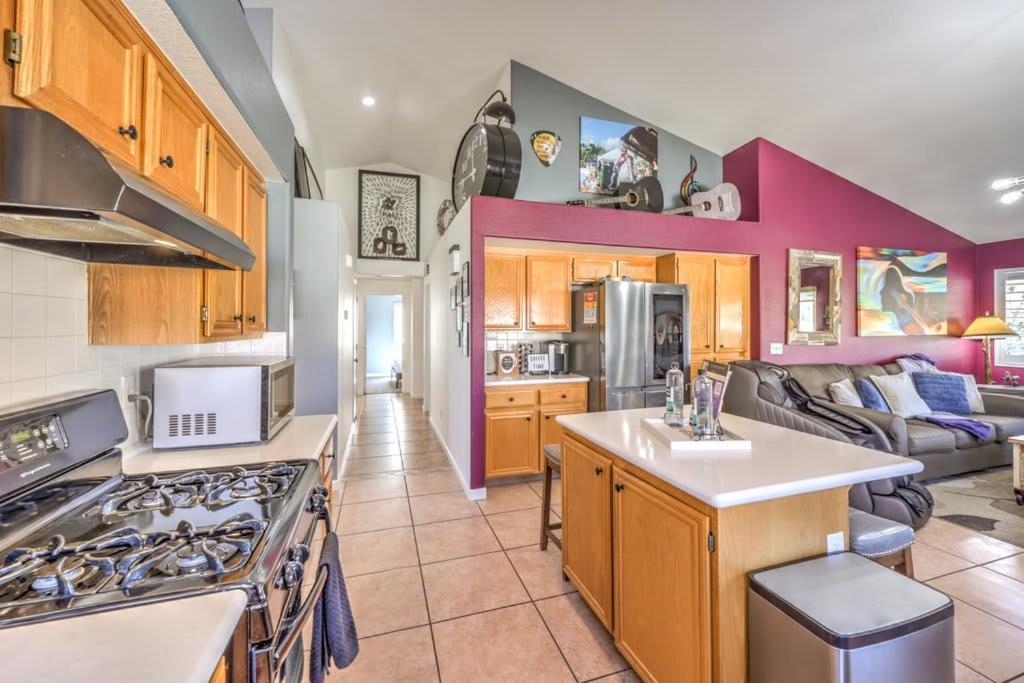 Family Fun For Everyone In Las Vegas- 4 Bedrooms, Billiards, Game Room Henderson Luaran gambar